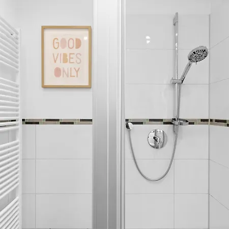 Frankfurt, Ps4, Balkon, 6p Apartament Mühlheim