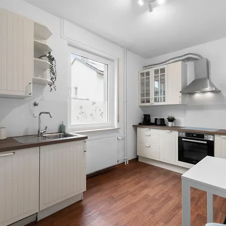 Apartament Frankfurt, Ps4, Balkon, 6p *