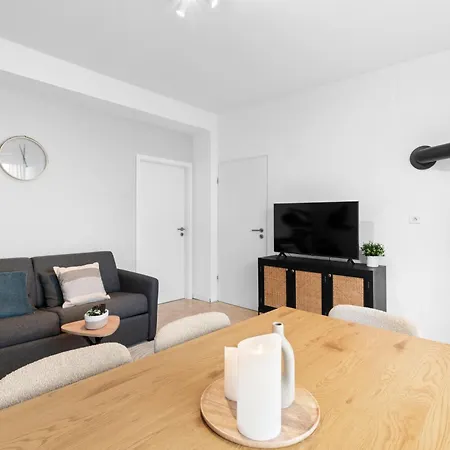 Apartament Frankfurt, Ps4, Balkon, 6p *