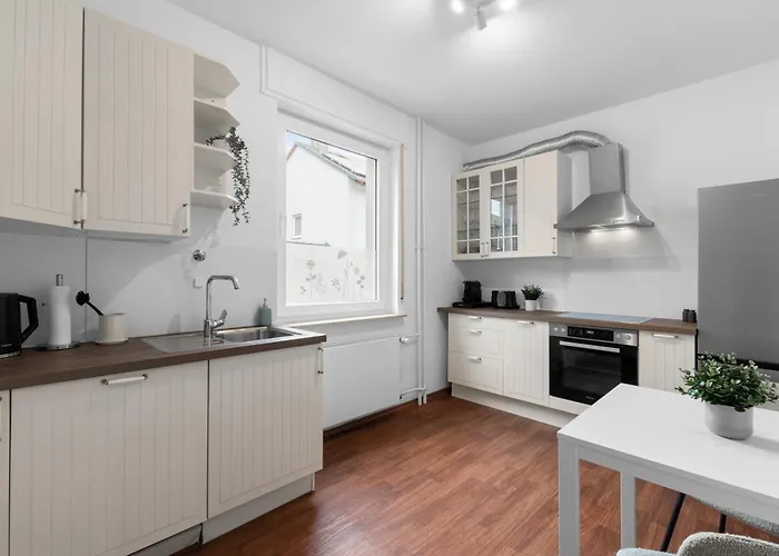 Apartman Frankfurt, Ps4, Balkon, 6p *